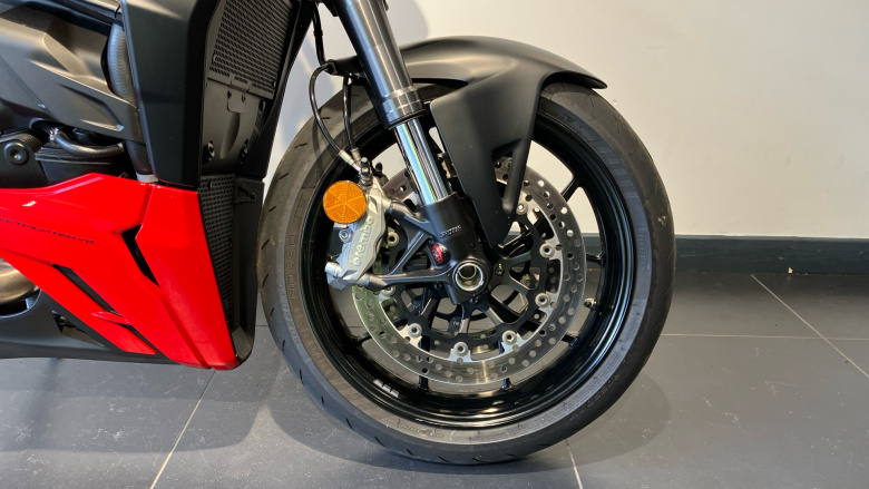 Ducati Streetfighter V2 (22MY)